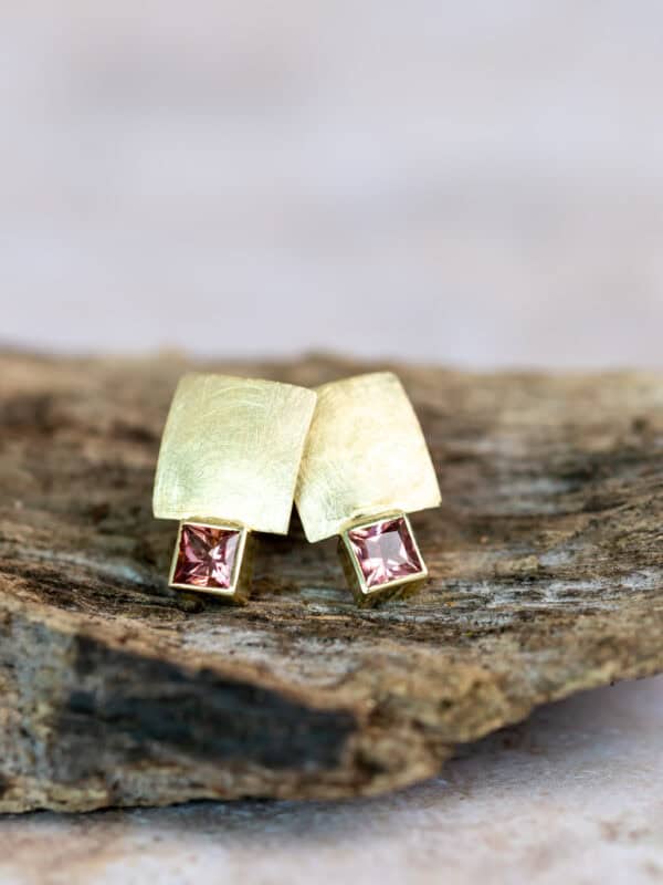 Gouden oorbellen met pink toermalijn - Afbeelding 2