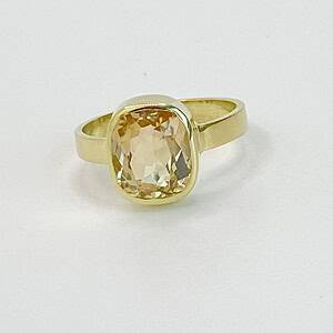 Understated Statement! Gouden ring met gele toermalijn.