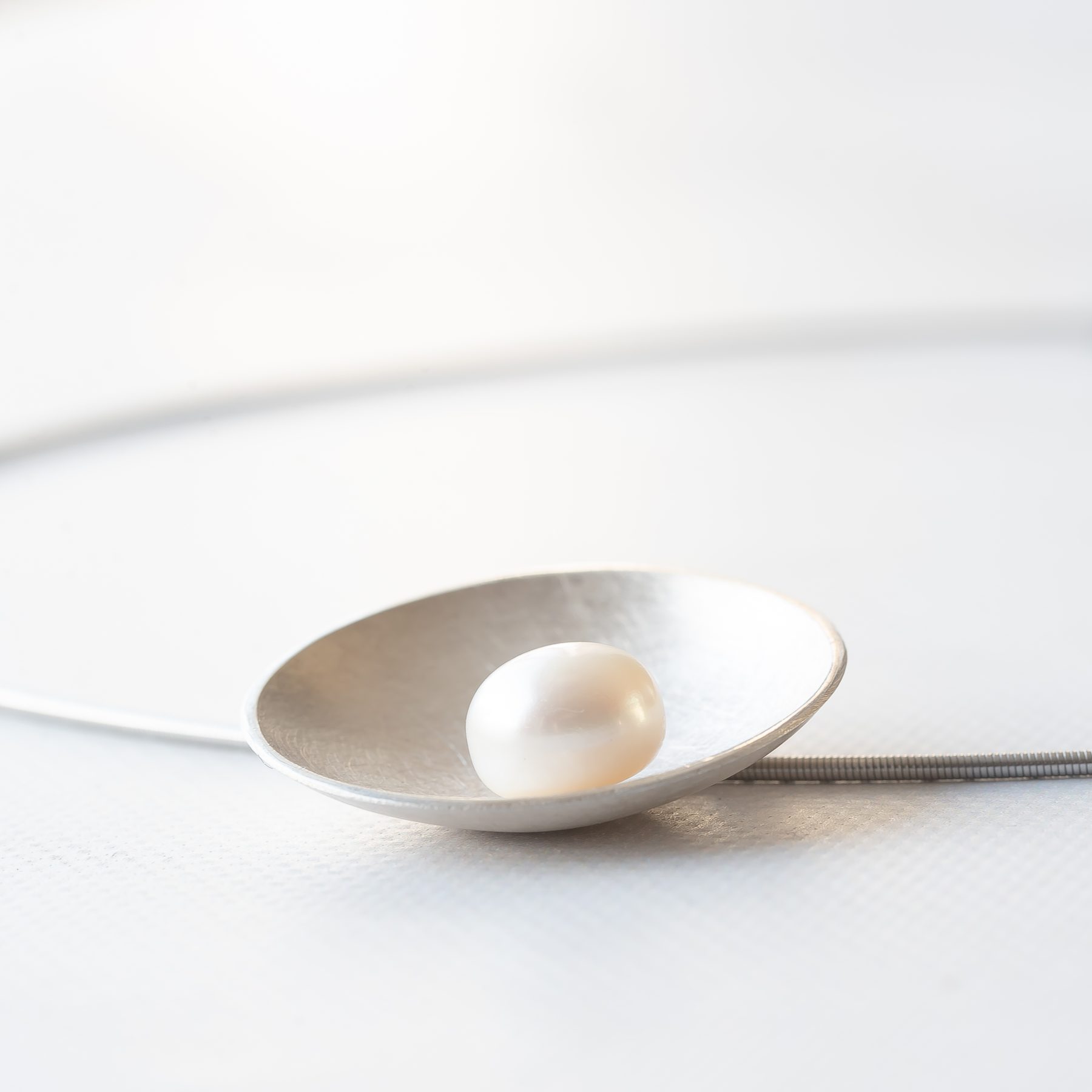 Ketting ziilver schelp met parel